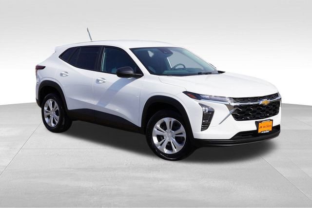 Used 2024 Chevrolet Trax LS w/ Driver Confidence Package