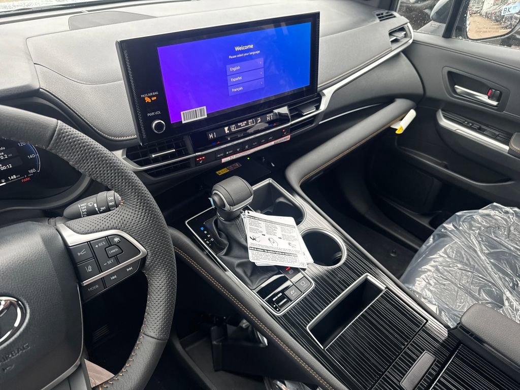 New 2026 Toyota Sienna XLE Woodland Edition image 22