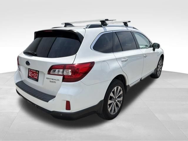 Used 2017 Subaru Outback 3.6R Touring w/ Popular Package #5A AWD/4WD image 3