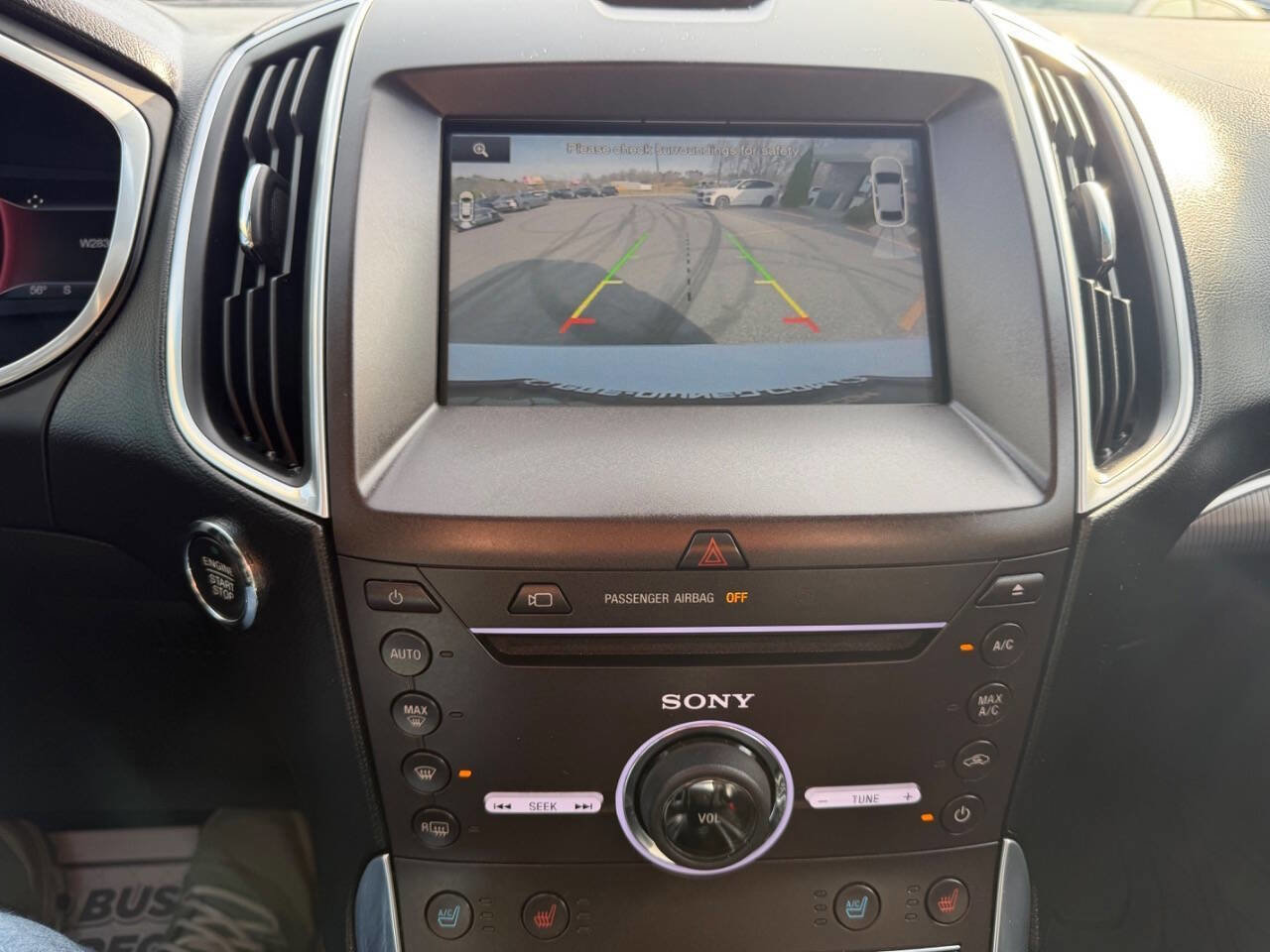 Used 2015 Ford Edge Titanium w/ Equipment Group 302A FWD image 15