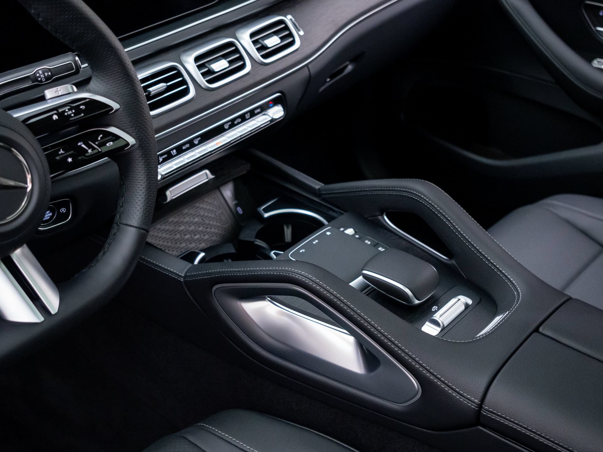 New 2026 Mercedes-Benz GLS 450 4MATIC image 12