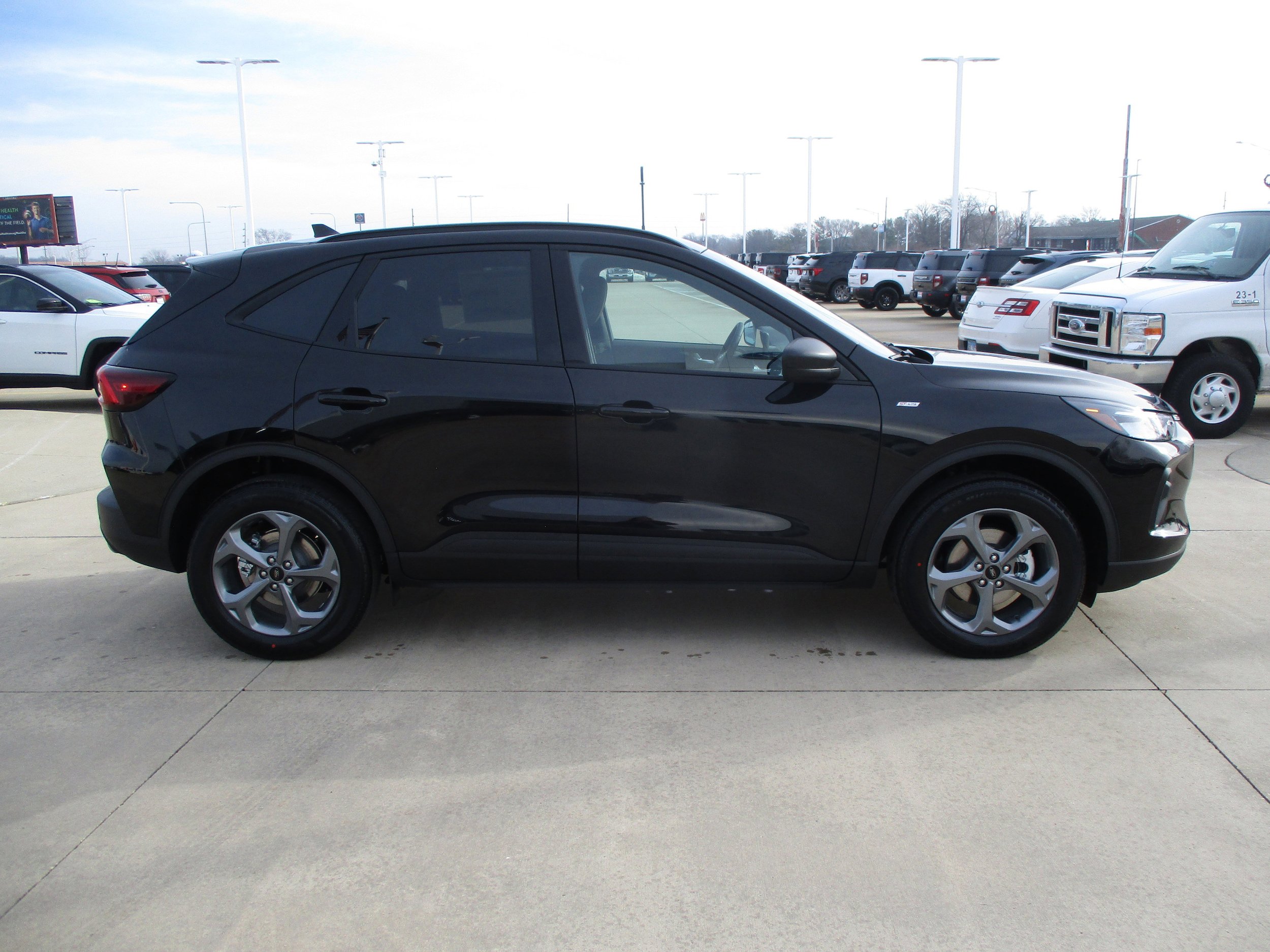 New 2026 Ford Escape ST-Line w/ Tech Pack #1 image 8