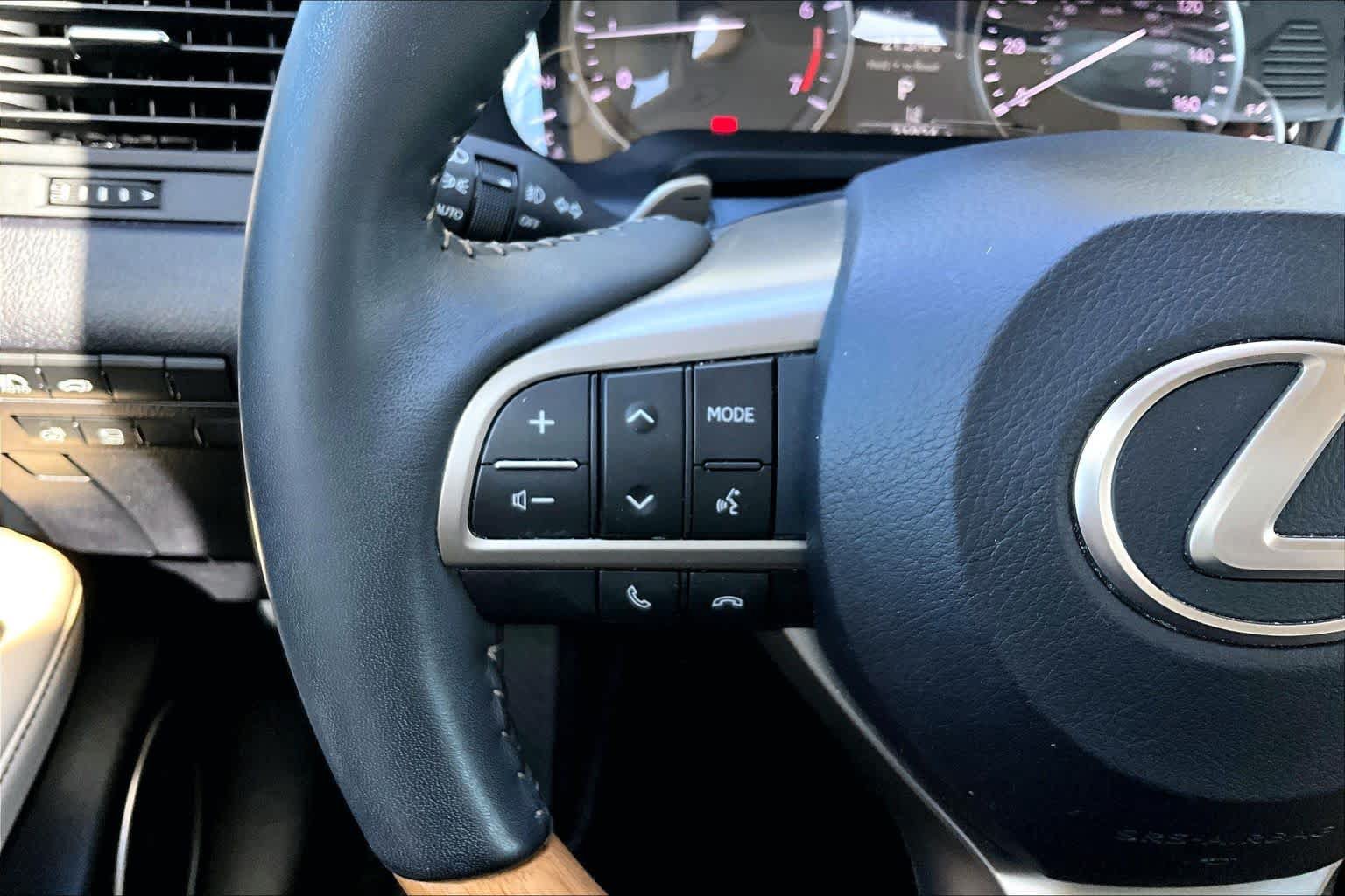 Used 2022 Lexus RX 350 FWD w/ Premium Package image 22