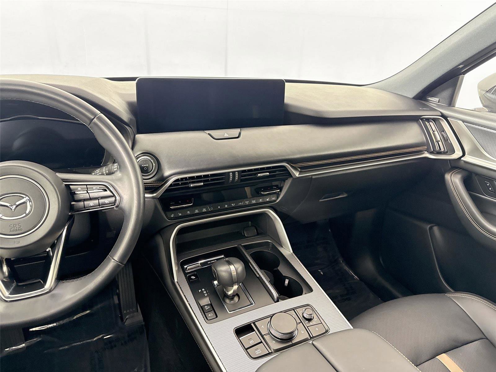 Certified 2025 MAZDA CX-70 Plug-In Hybrid w/ Premium Plus image 35