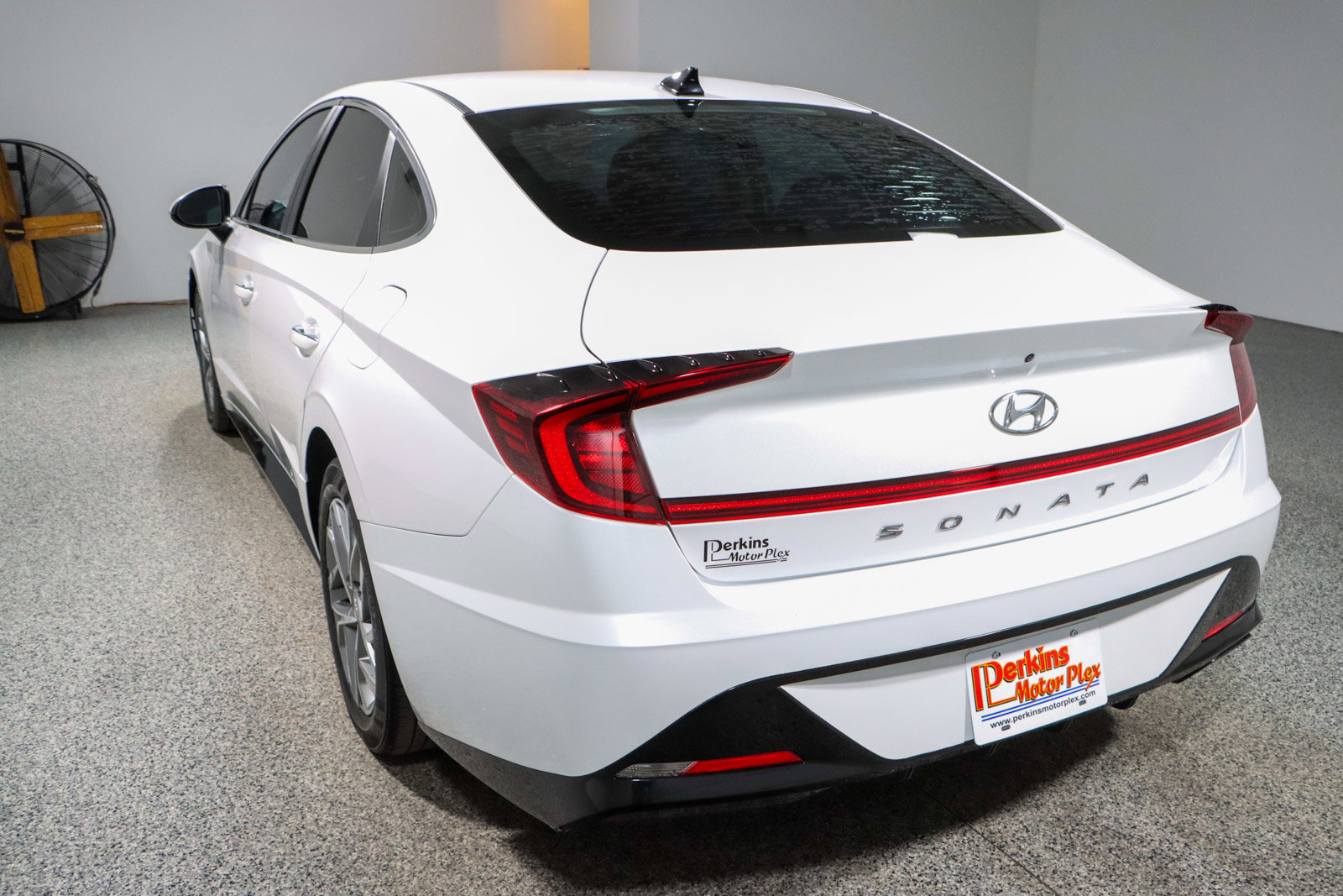 Used 2020 Hyundai Sonata SEL w/ Convenience Package image 9