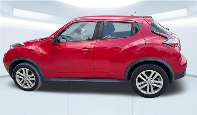 Used 2017 Nissan Juke S FWD image 2