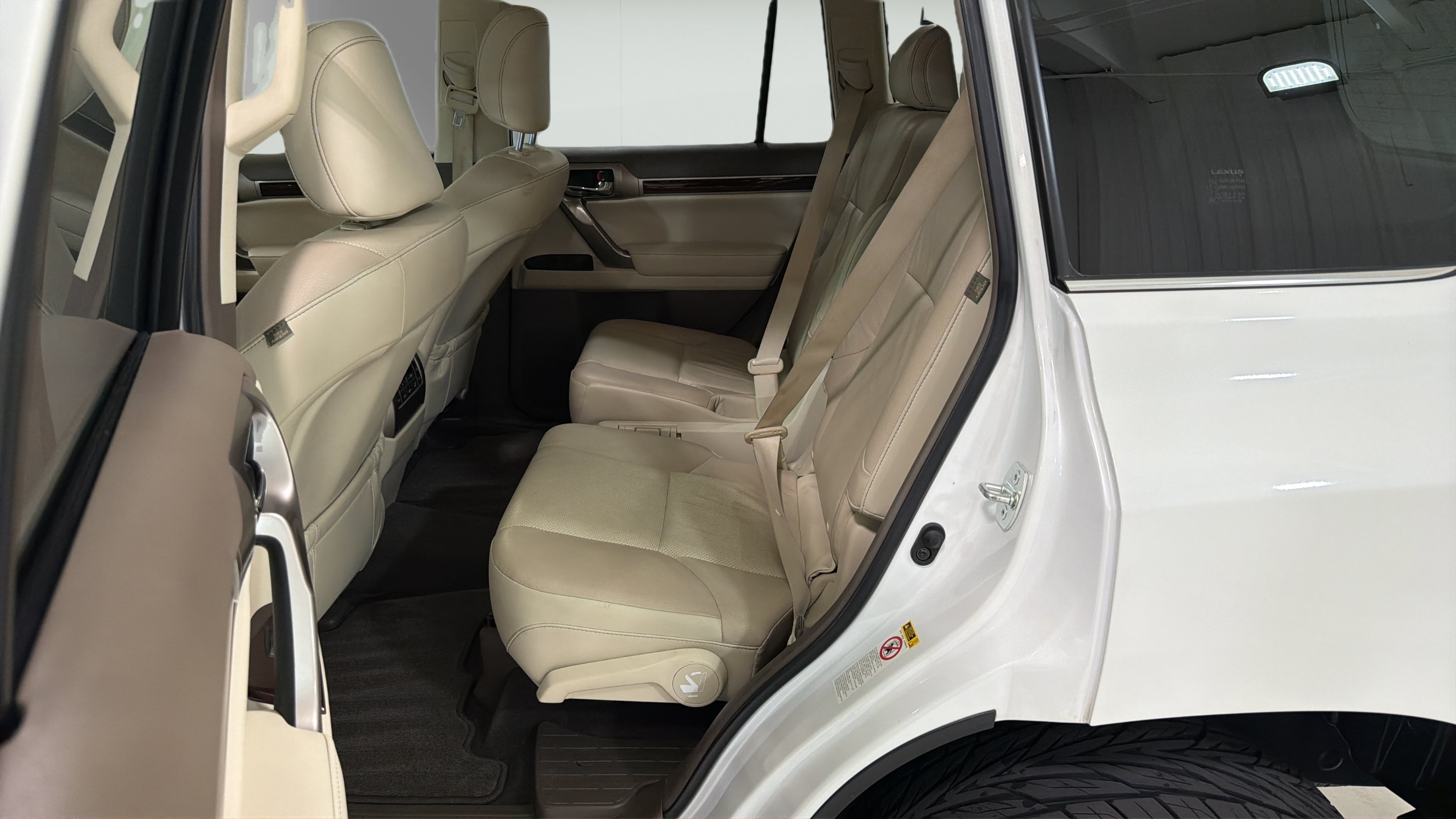 Used 2018 Lexus GX 460 Premium AWD/4WD image 13
