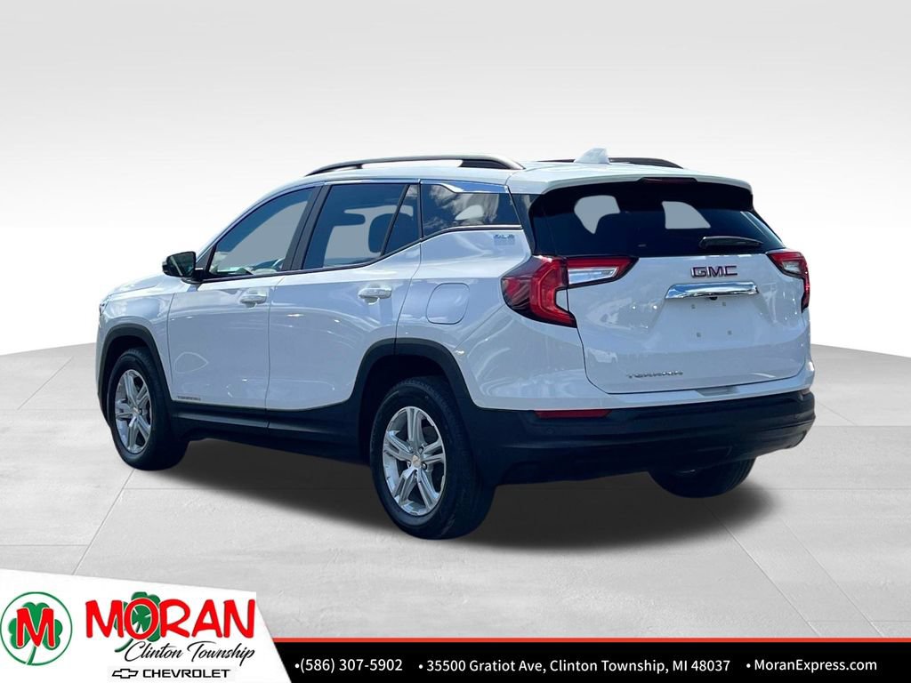 Certified 2024 GMC Terrain SLE w/ Driver Convenience Package FWD image 4