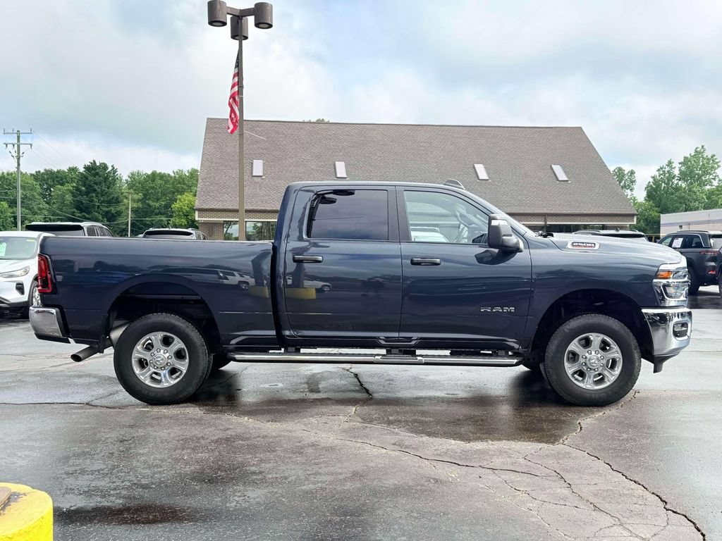 Used 2025 RAM 2500 Big Horn AWD/4WD image 7