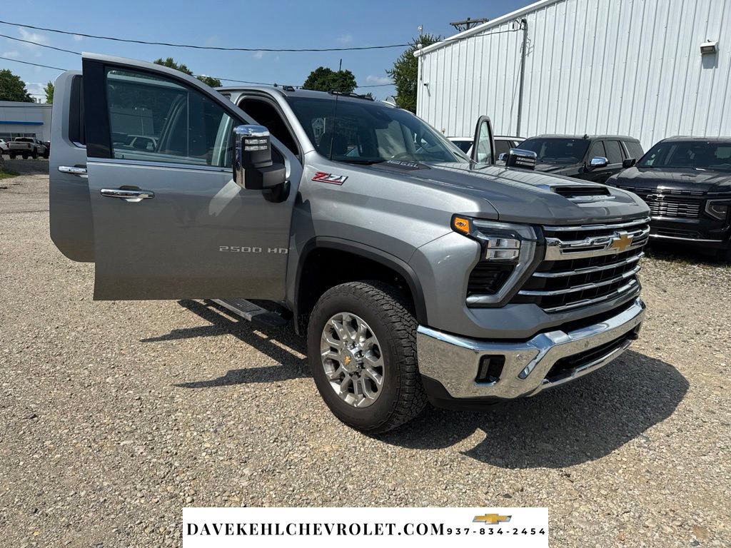 Certified 2025 Chevrolet Silverado 2500 LTZ w/ LTZ Plus Package AWD/4WD image 35