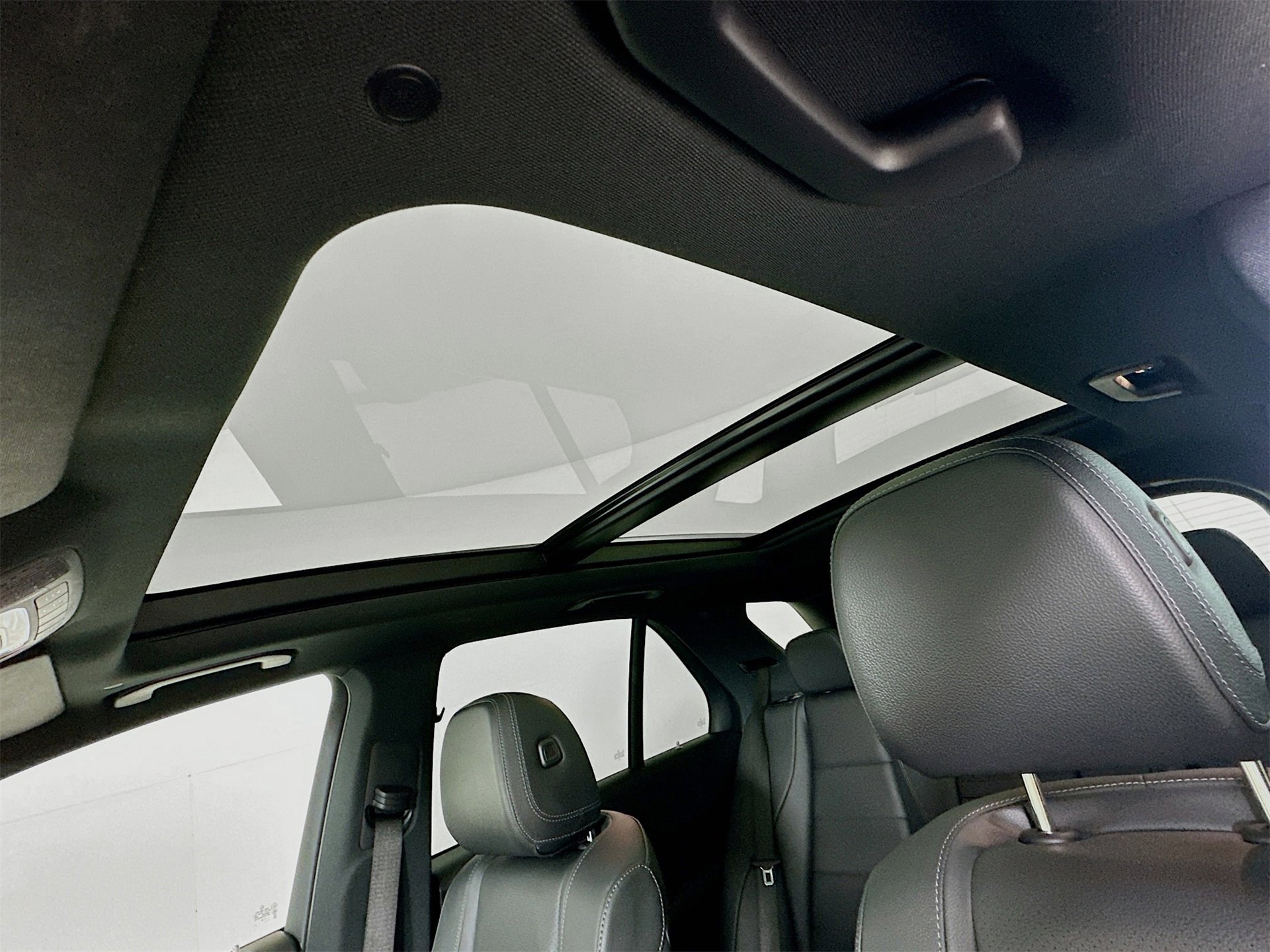 Used 2022 Mercedes-Benz GLE 350 4MATIC image 24