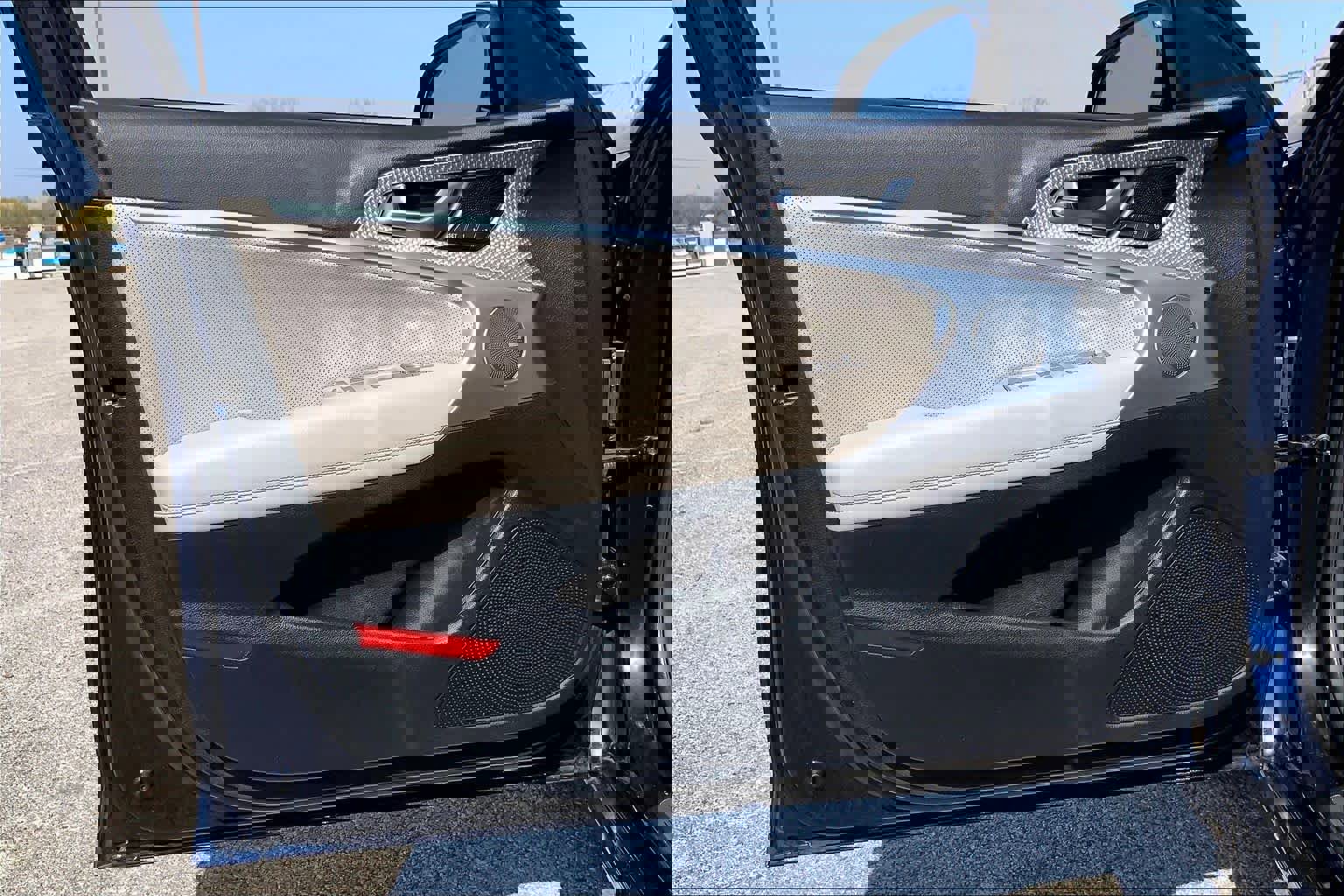 Used 2023 Genesis G70 2.0T w/ Sport Prestige Package image 21