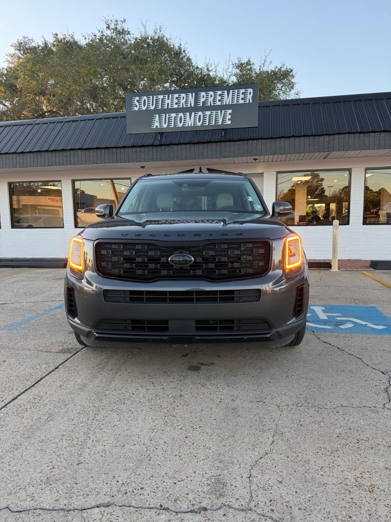 Used 2021 Kia Telluride EX w/ EX Premium Package image 3