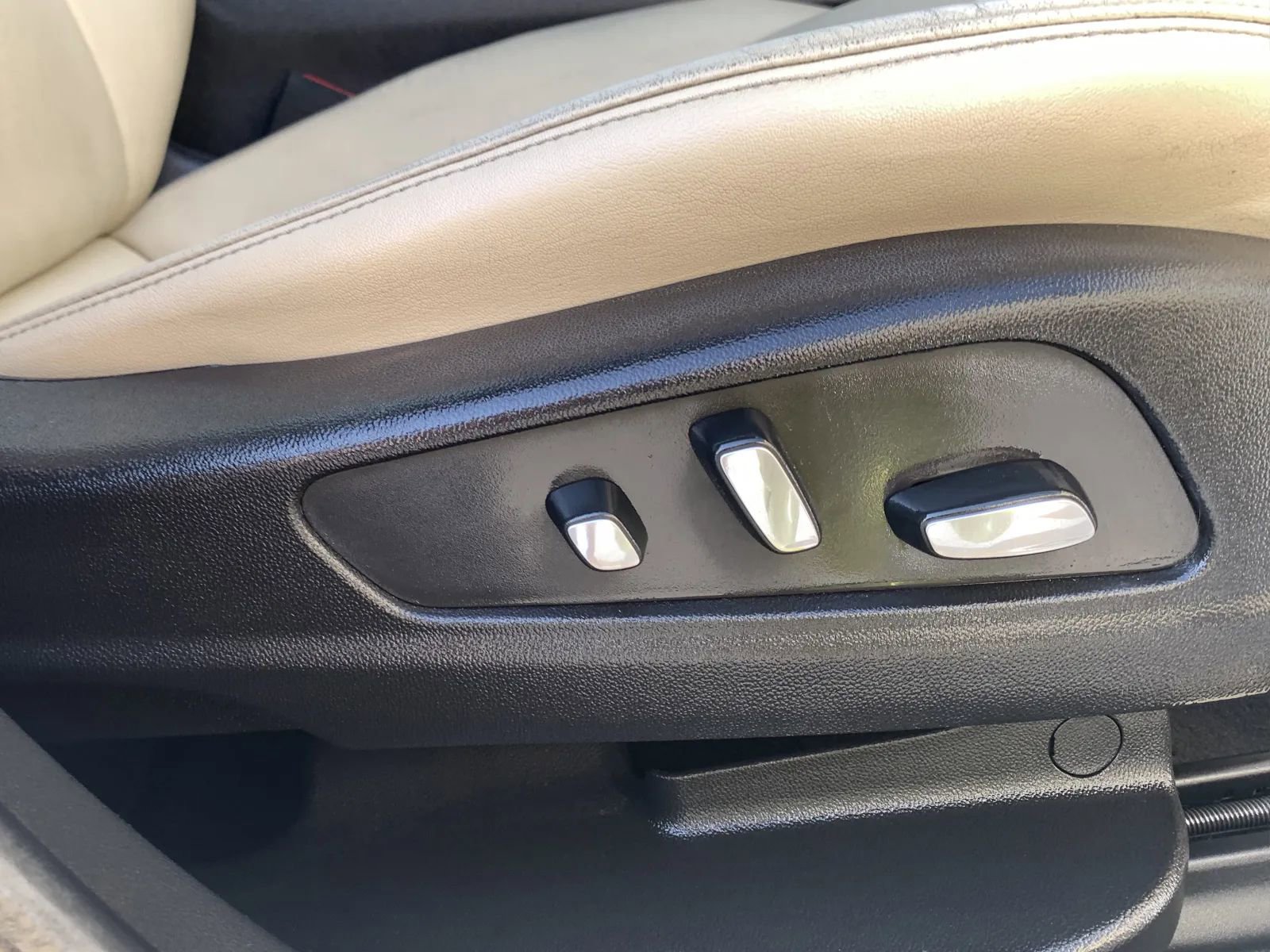 Used 2017 Cadillac XT5 Premium Luxury image 23