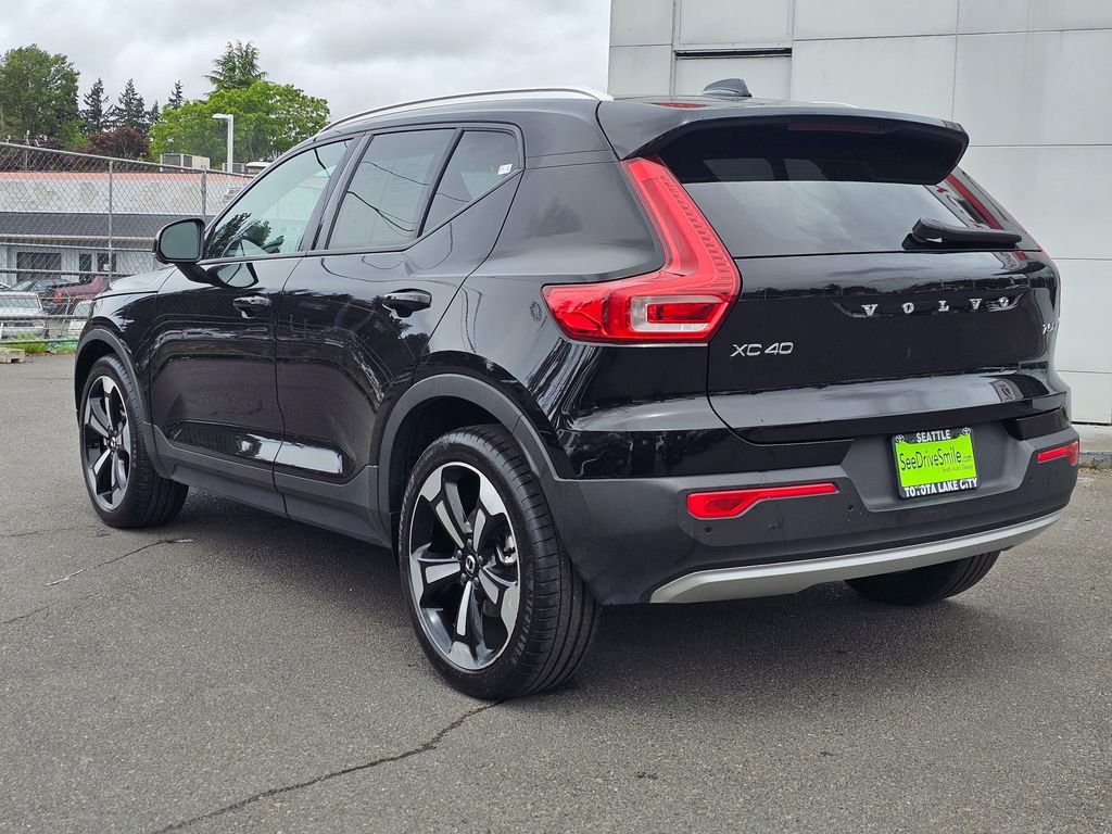 Used 2020 Volvo XC40 T5 Momentum AWD/4WD image 5