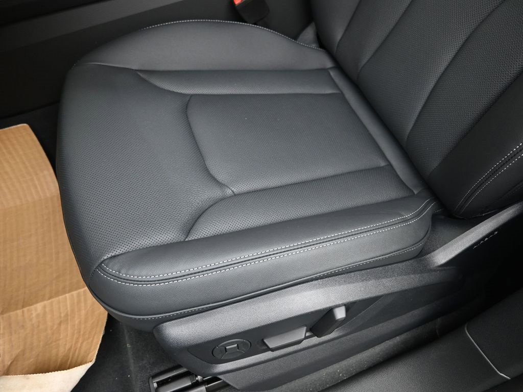 New 2026 Audi Q8 Premium Plus image 22