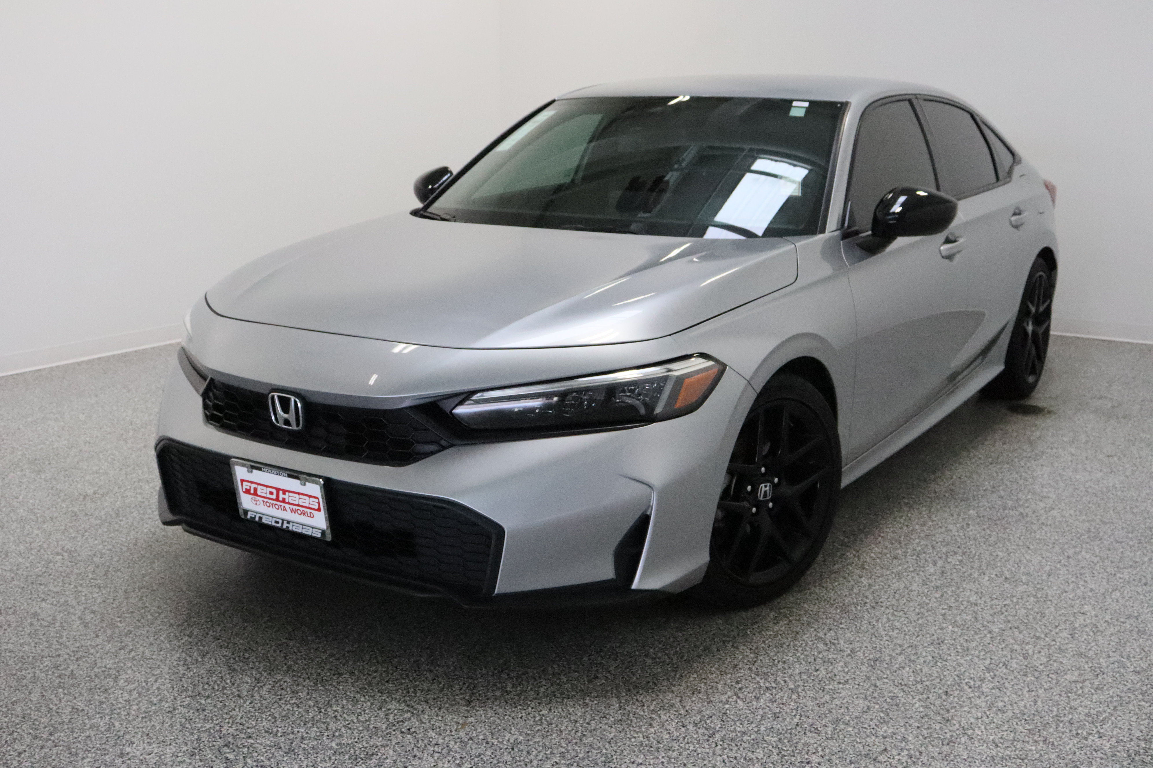 Used 2025 Honda Civic Sport image 2