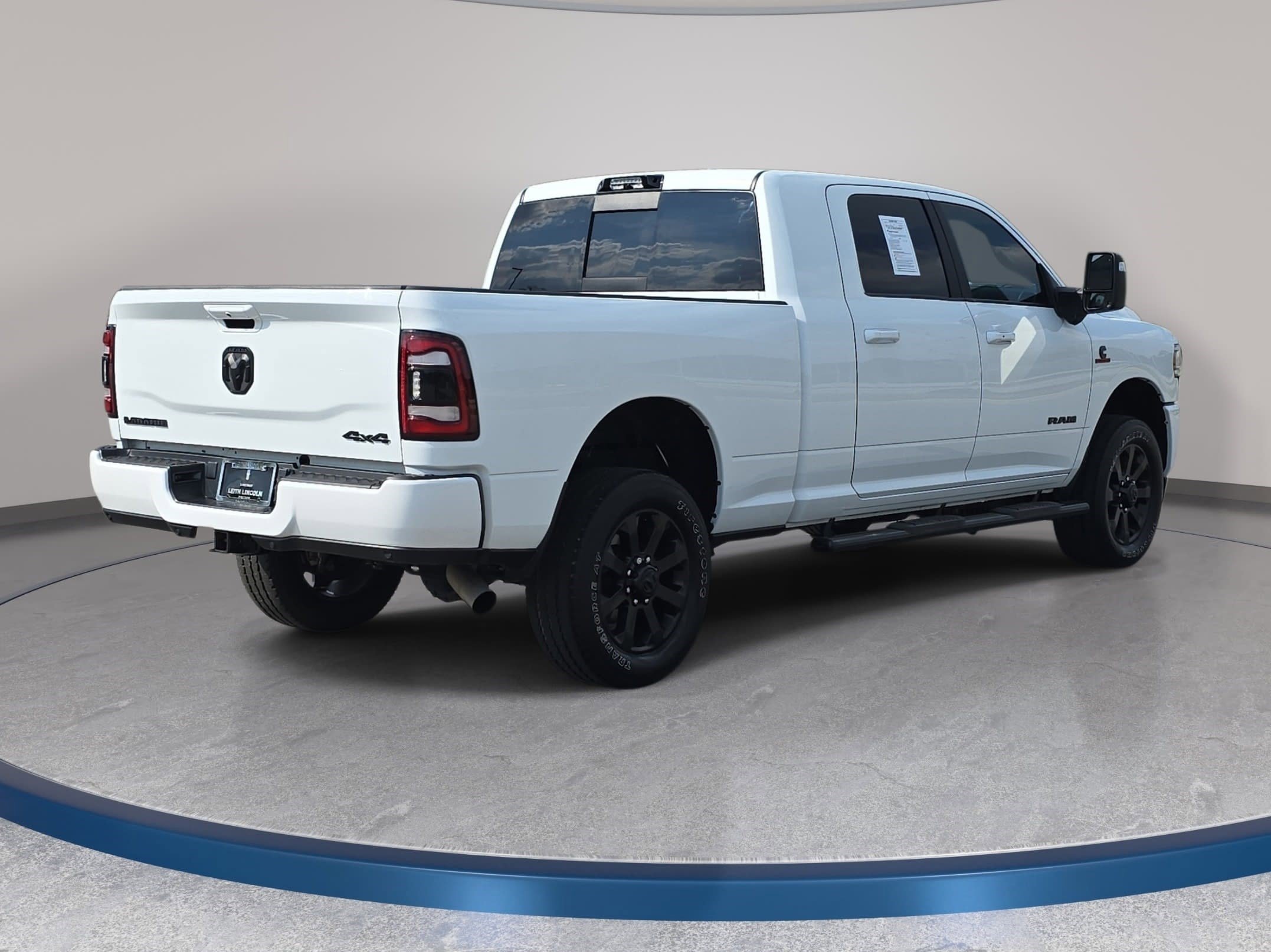 Used 2023 RAM 2500 Laramie w/ Night Edition image 5