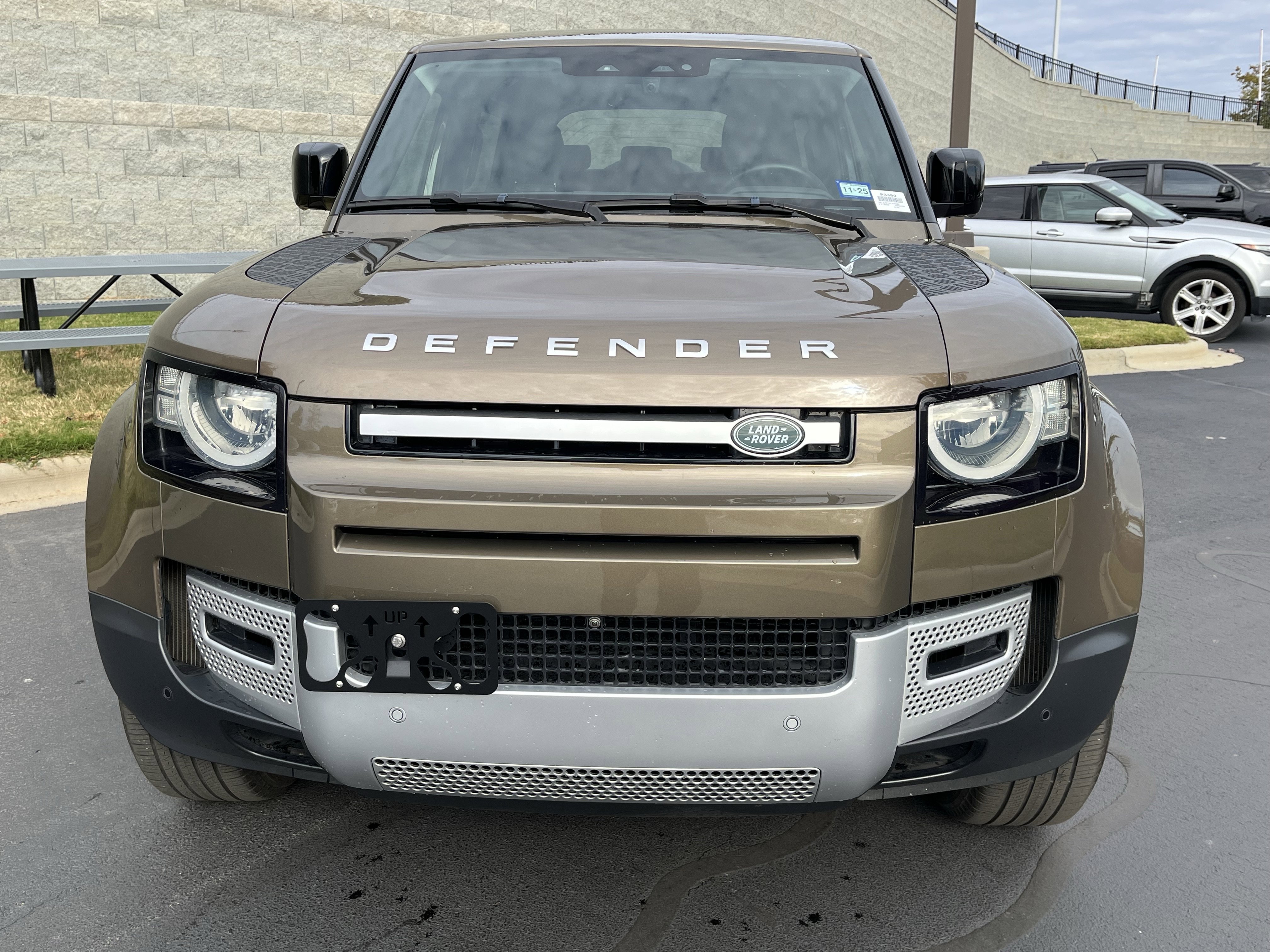 Certified 2023 Land Rover Defender 90 S image 40