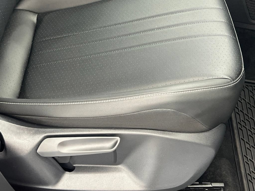 Certified 2024 Volkswagen Tiguan SE AWD/4WD image 37