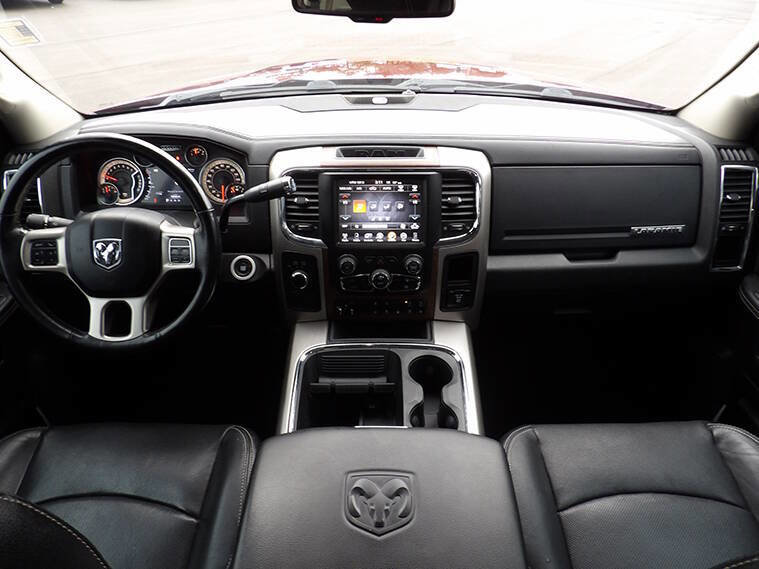 Used 2017 RAM 3500 Laramie w/ Convenience Group image 17