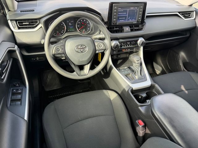 Certified 2021 Toyota RAV4 LE image 33