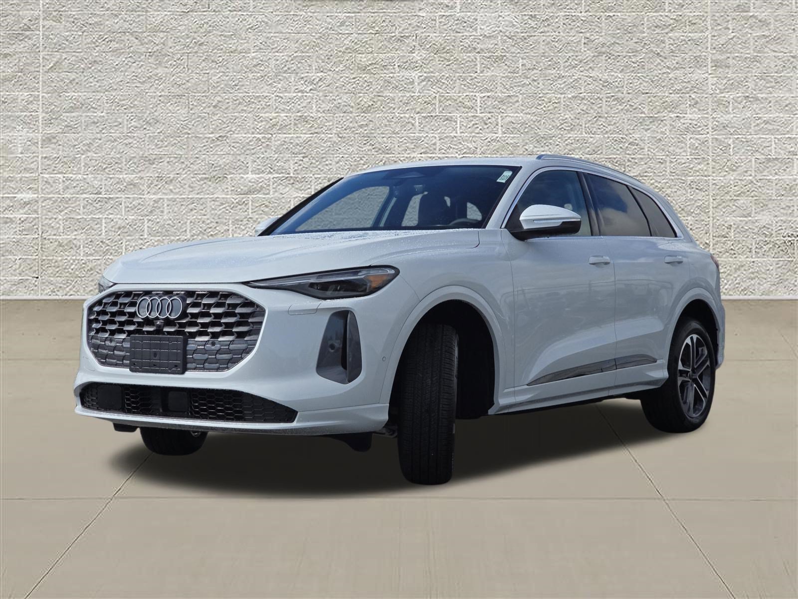 New 2026 Audi Q5 Premium Plus AWD/4WD image 3