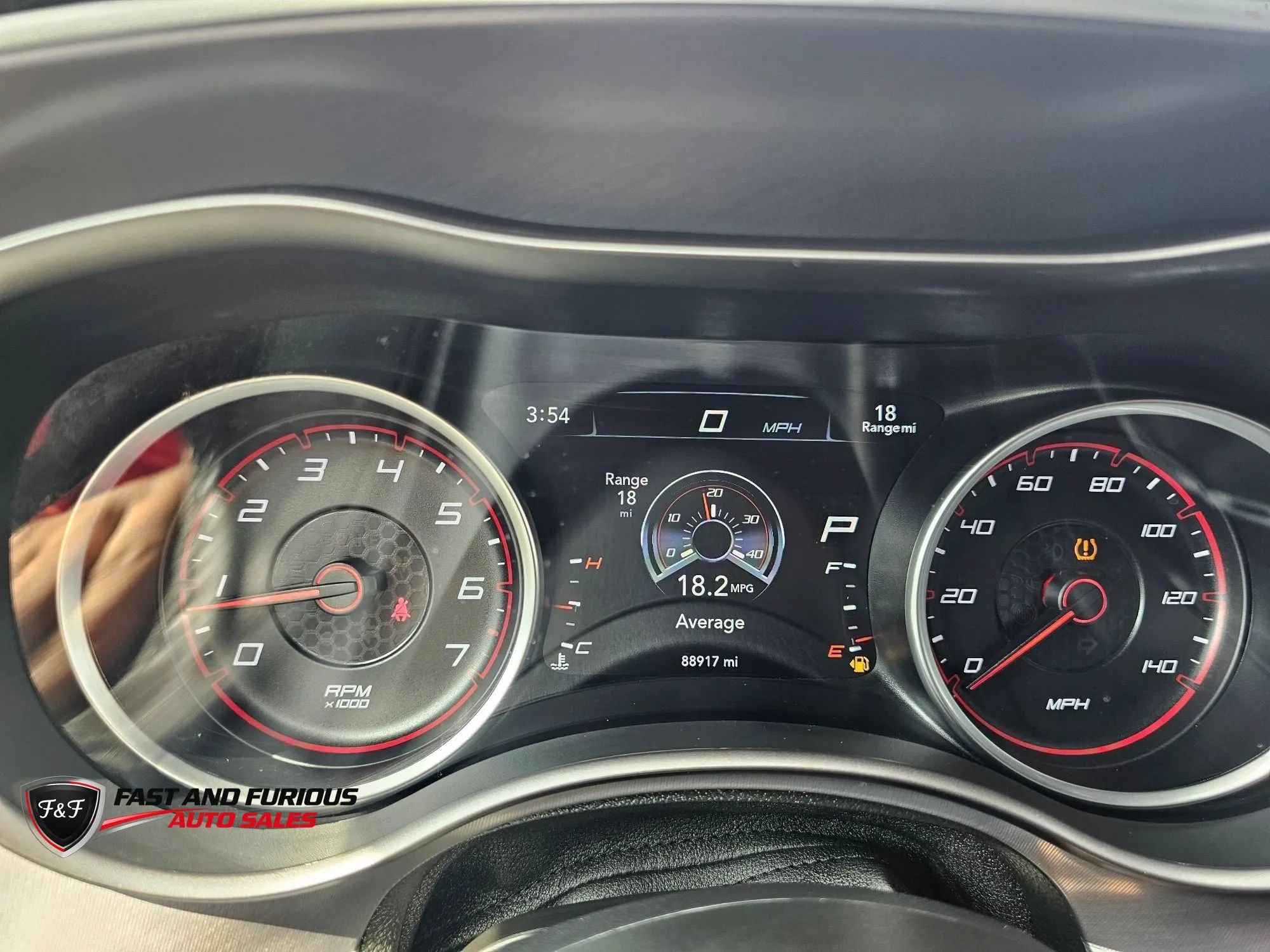 Used 2021 Dodge Charger SXT w/ Leather Interior Group RWD image 15