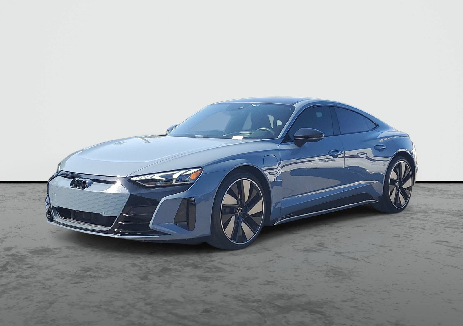 Used 2023 Audi e-tron GT Prestige w/ Prestige Package AWD/4WD image 2