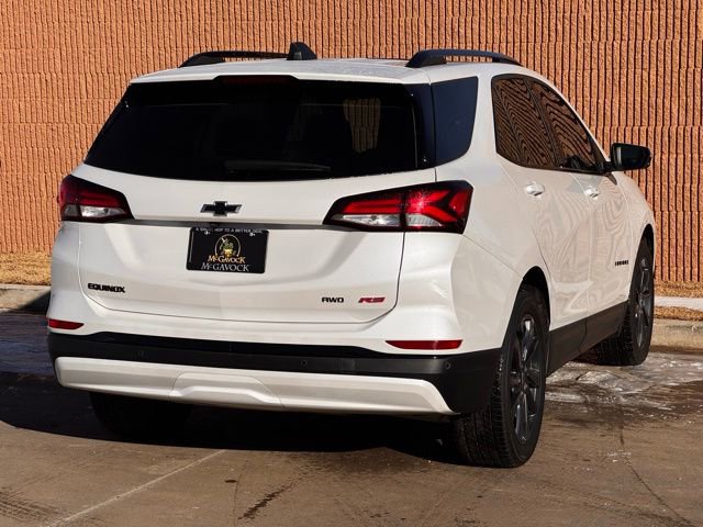 Used 2024 Chevrolet Equinox RS w/ RS Leather Package image 2