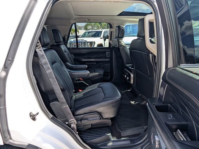 Used 2020 Ford Expedition Platinum AWD/4WD image 18