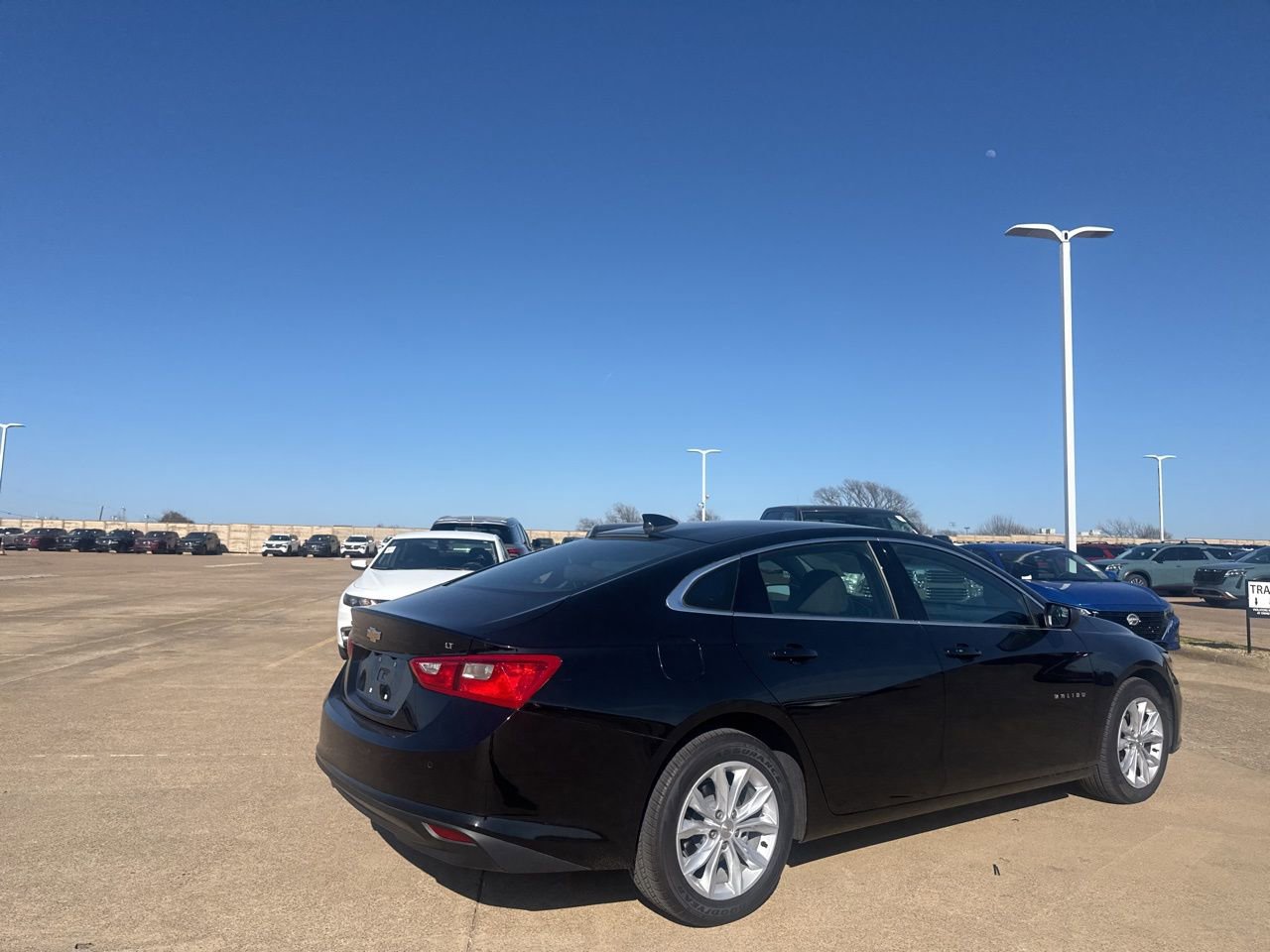 Used 2025 Chevrolet Malibu LT image 25