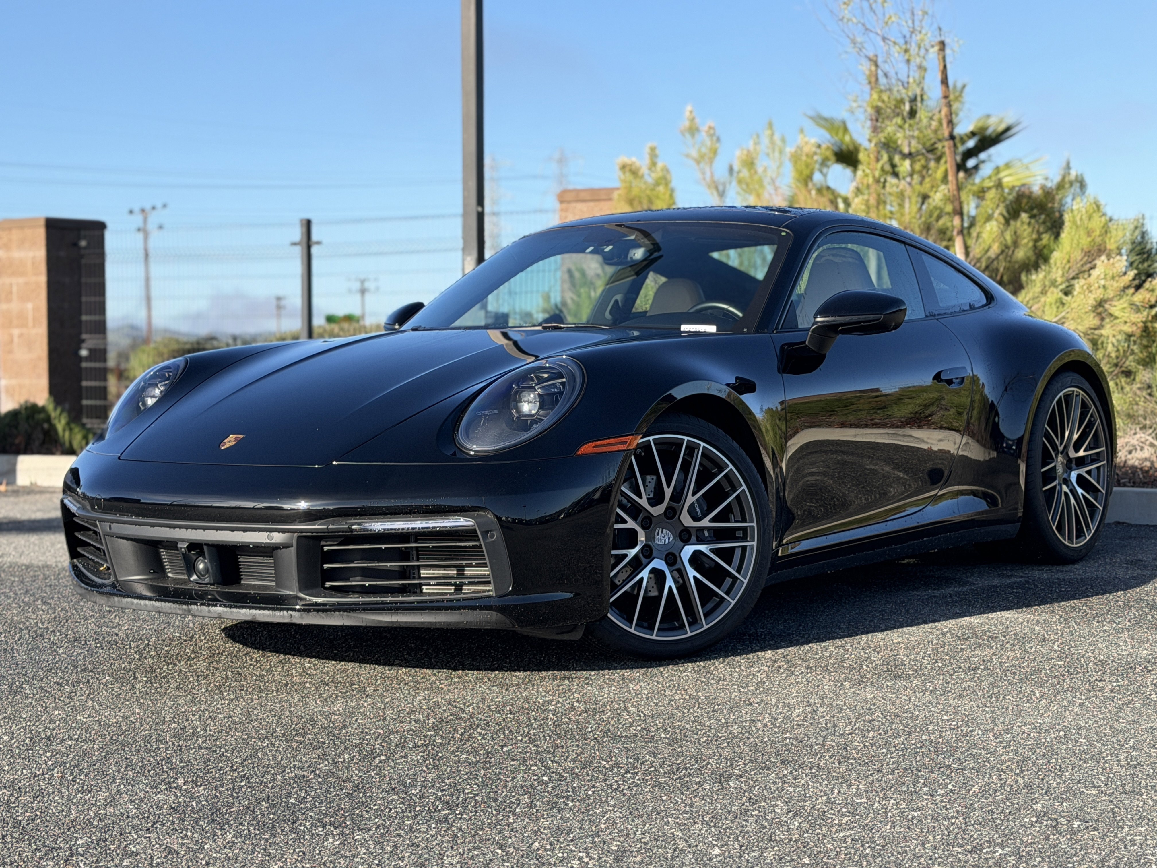 Used 2021 Porsche 911 Carrera image 2