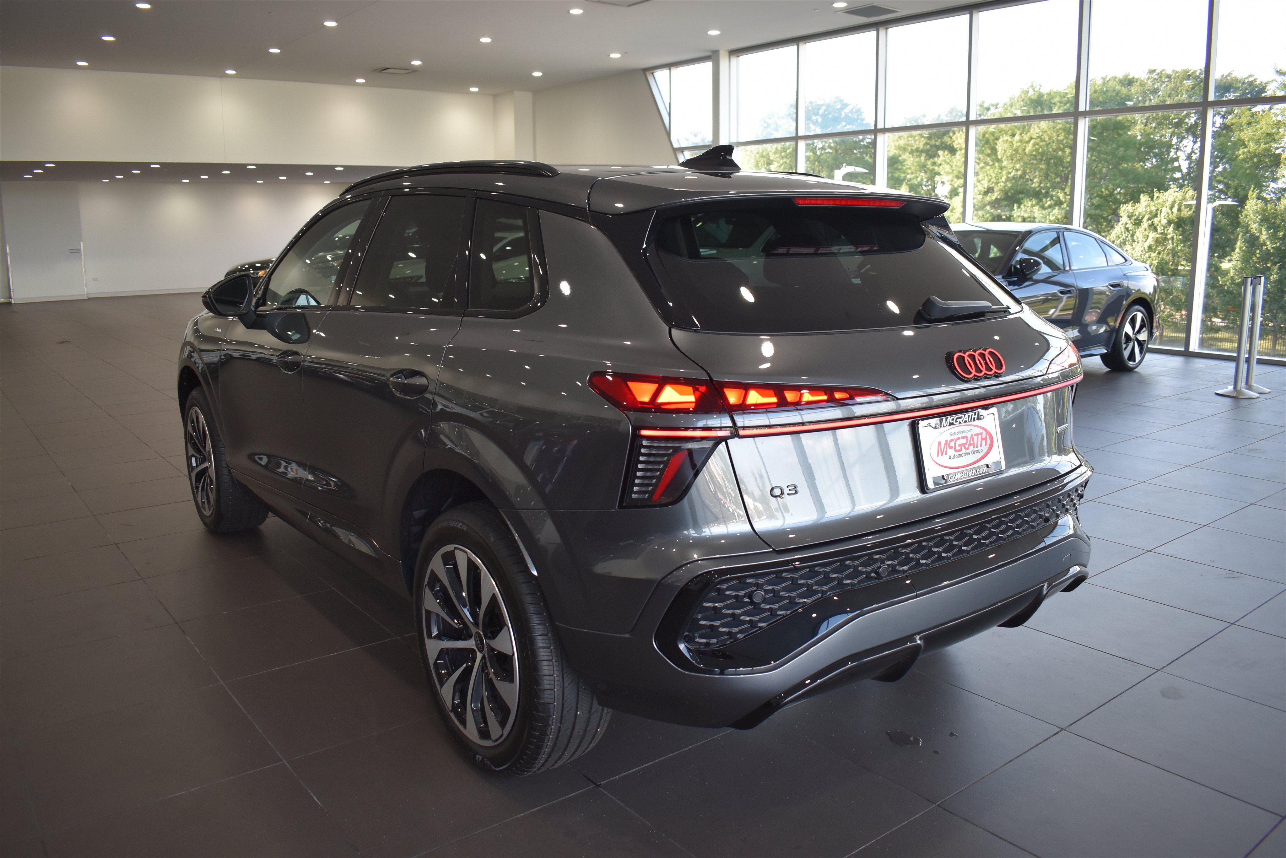 New 2026 Audi Q3 quattro 2.0T AWD/4WD image 5