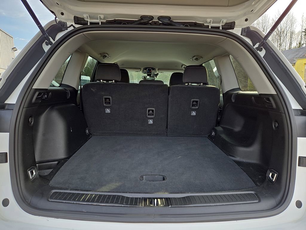 Used 2023 Jeep Grand Cherokee Laredo image 28