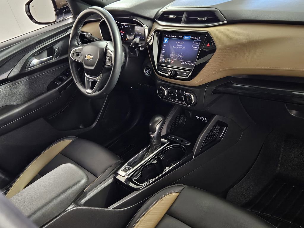 Used 2021 Chevrolet TrailBlazer ACTIV w/ Sun and Liftgate Package image 32