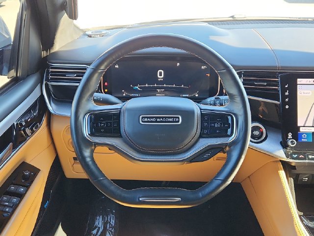 Used 2022 Jeep Grand Wagoneer Series III AWD/4WD image 42