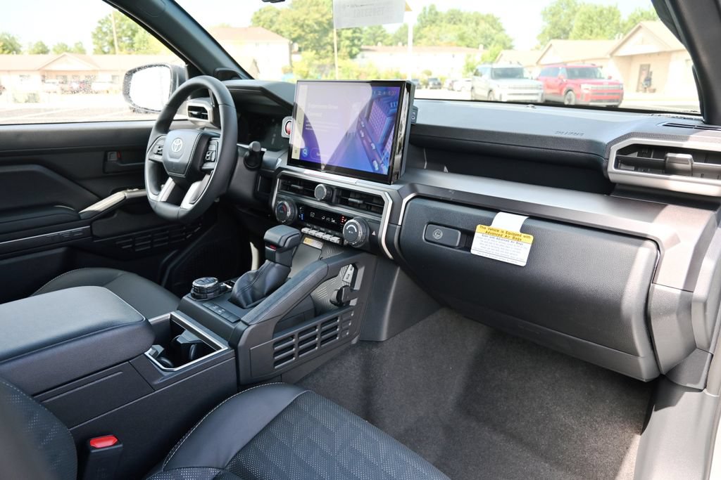 New 2026 Toyota 4Runner TRD Off-Road Premium AWD/4WD image 15