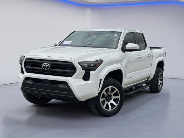 Used 2025 Toyota Tacoma SR5 AWD/4WD video 2
