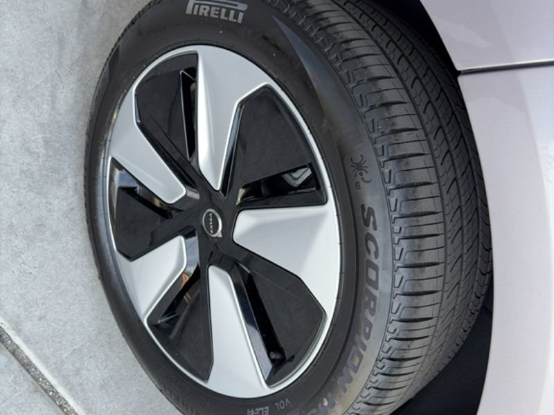 New 2026 Volvo EX90 Plus image 19