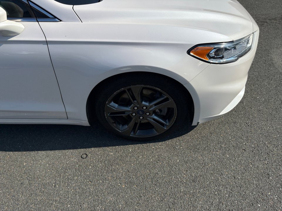 Used 2017 Ford Fusion Sport w/ Equipment Group 401A AWD/4WD image 29