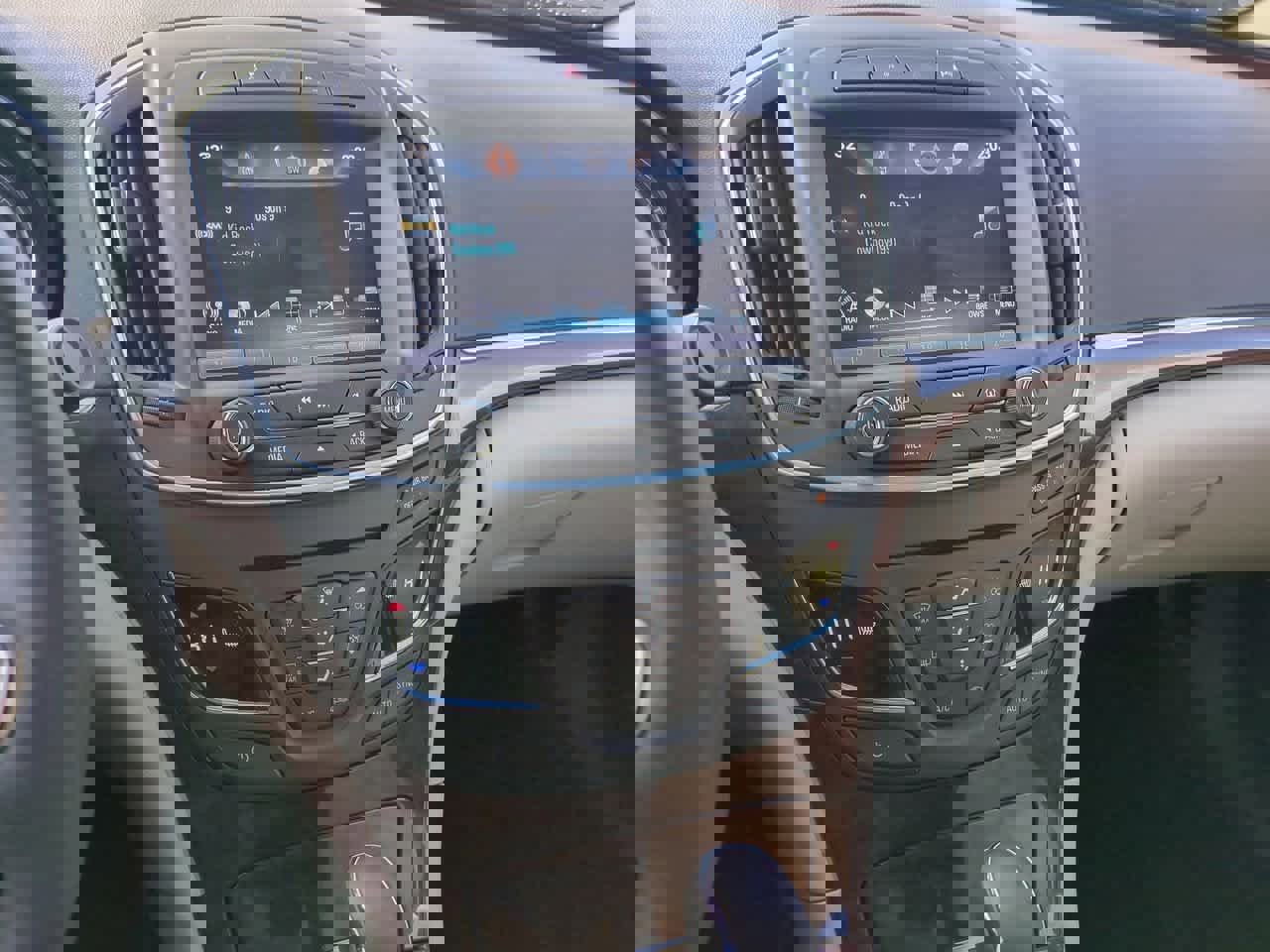 Used 2016 Buick Regal Premium image 28