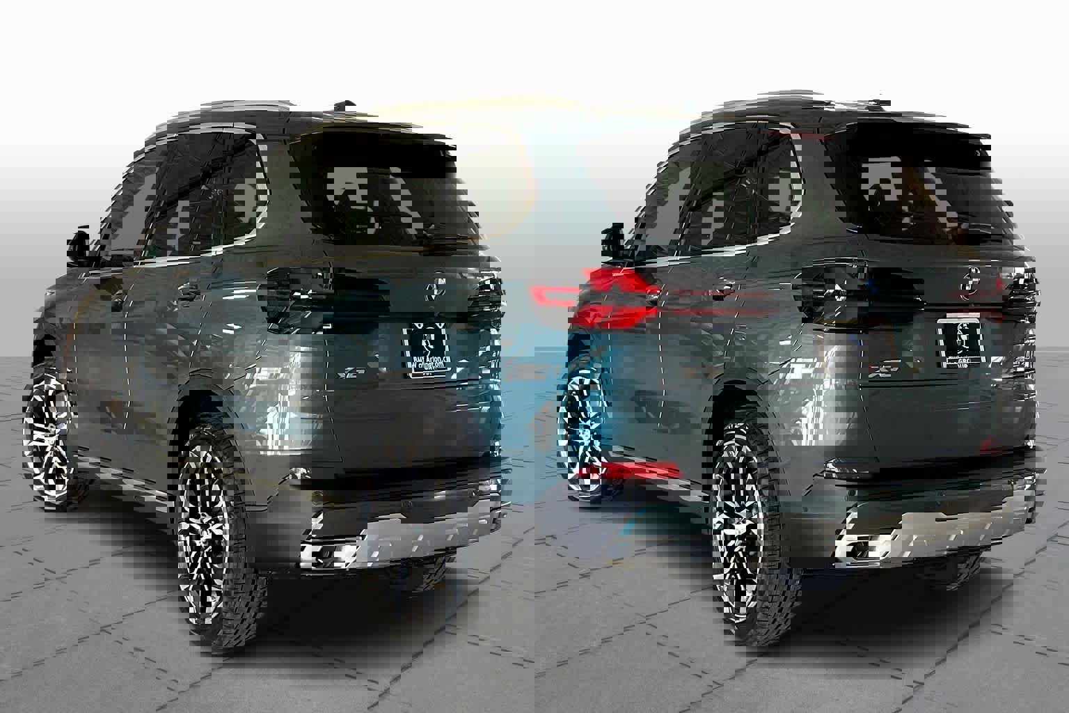 New 2026 BMW X5 sDrive40i w/ Premium Package image 12