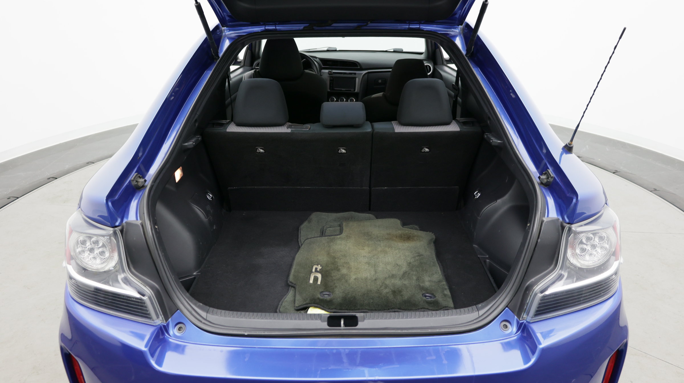 Used 2016 Scion tC FWD image 28