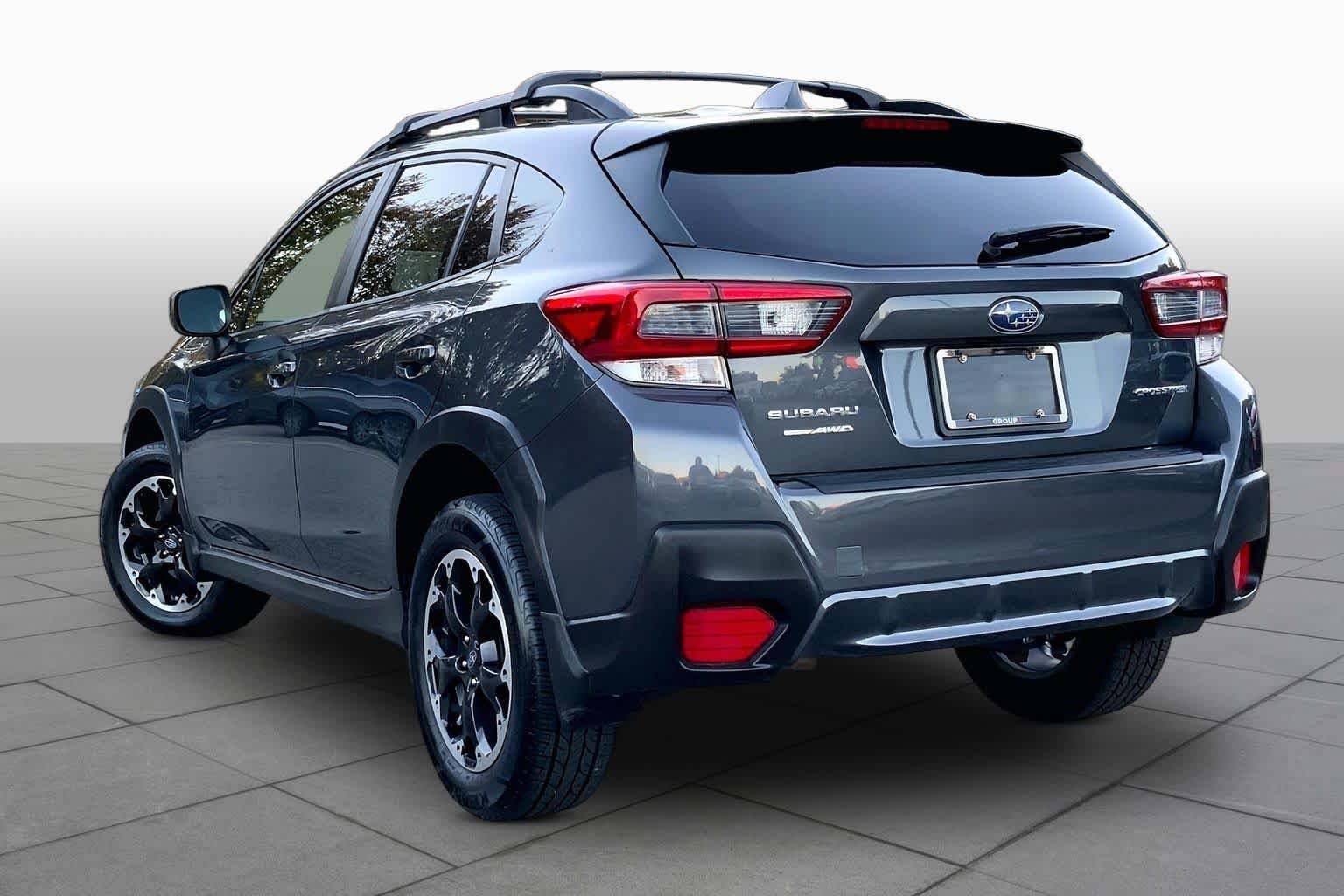 Used 2023 Subaru Crosstrek 2.0i Premium AWD/4WD image 12
