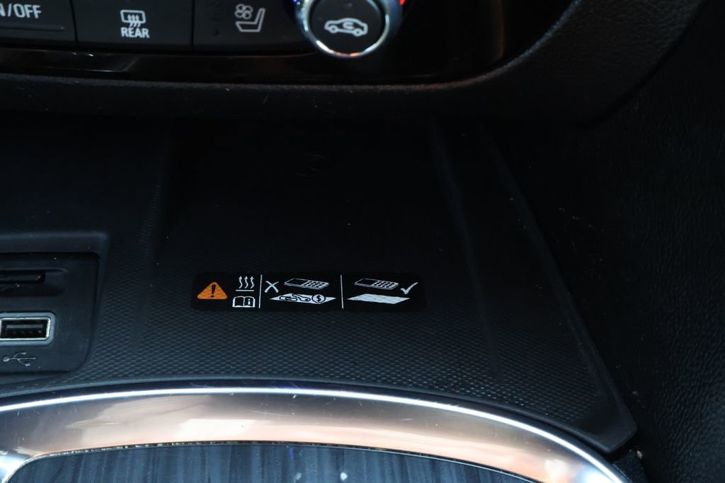 Used 2024 Buick Enclave Premium image 22