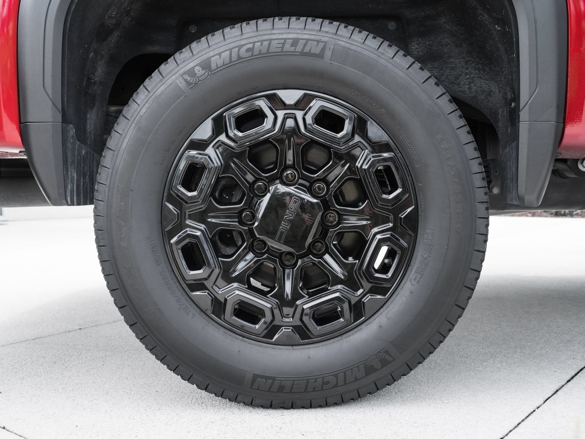 Used 2021 GMC Sierra 2500 AT4 w/ AT4 Premium Plus Package AWD/4WD image 30