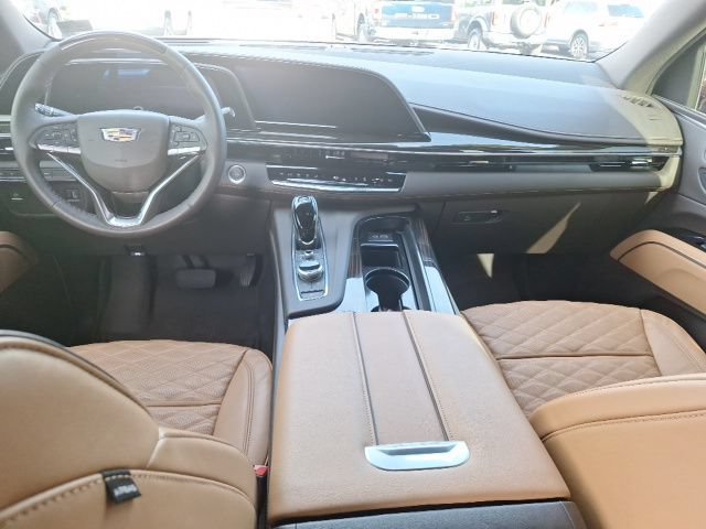 Used 2024 Cadillac Escalade Premium Luxury w/ LPO, Floor Liner Package AWD/4WD image 13
