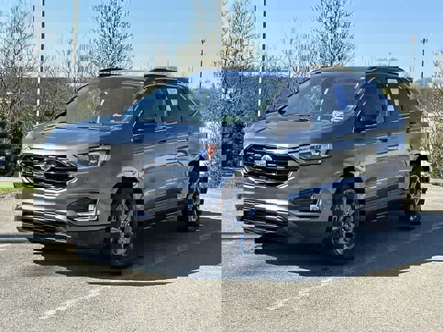 Used 2022 Ford Edge SEL w/ Sport Appearance Package image 1