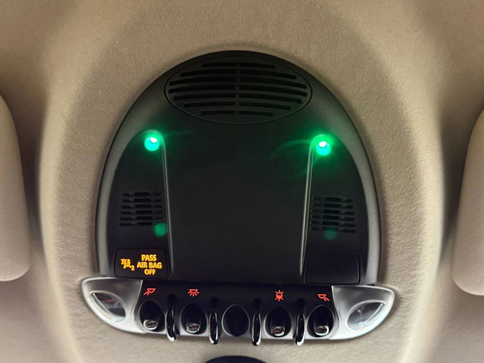 Used 2014 MINI Cooper Paceman S image 32